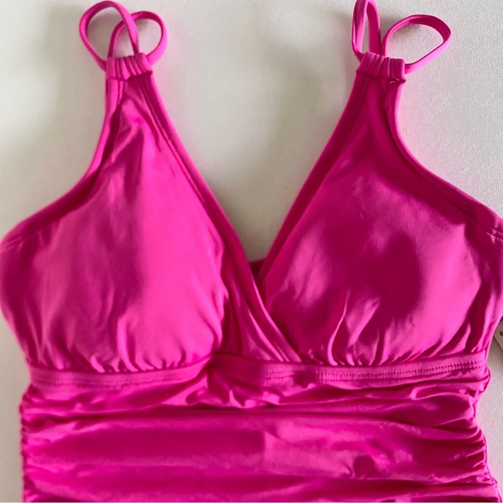 La Blanca “Island Goddess” One Piece Swimsuit in pink - Picture 2 of 13